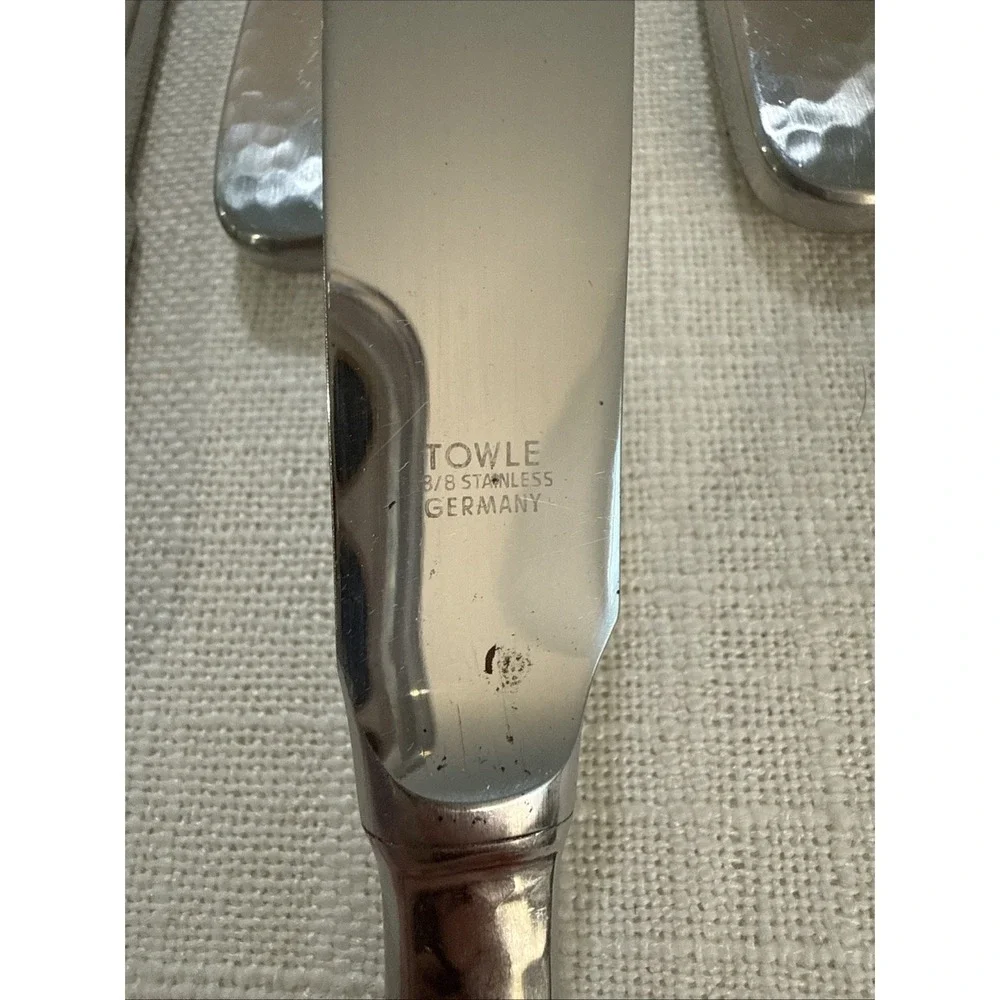 Towle 18/8 Stainless Flatware Germany Hammersmith 9-Dinner Knives 1-Butter Knife